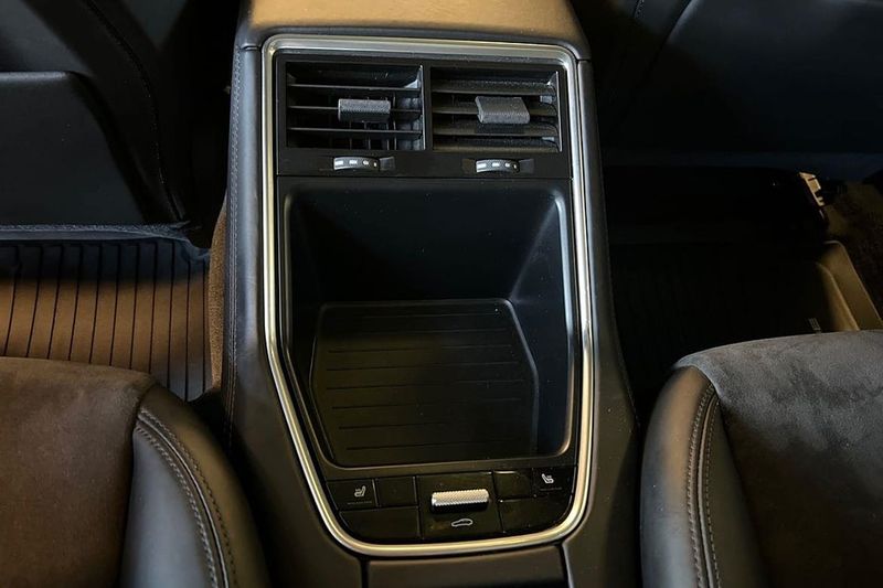 Porsche Panamera bild 27