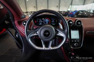 McLaren GT bild 8
