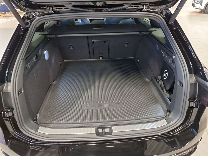 Volkswagen Passat bild 14