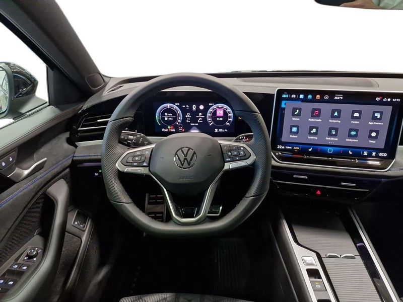 Volkswagen Passat bild 8