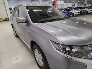 Mitsubishi Outlander bild 3