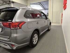 Mitsubishi Outlander bild 4