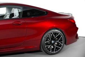 BMW M8 bild 9