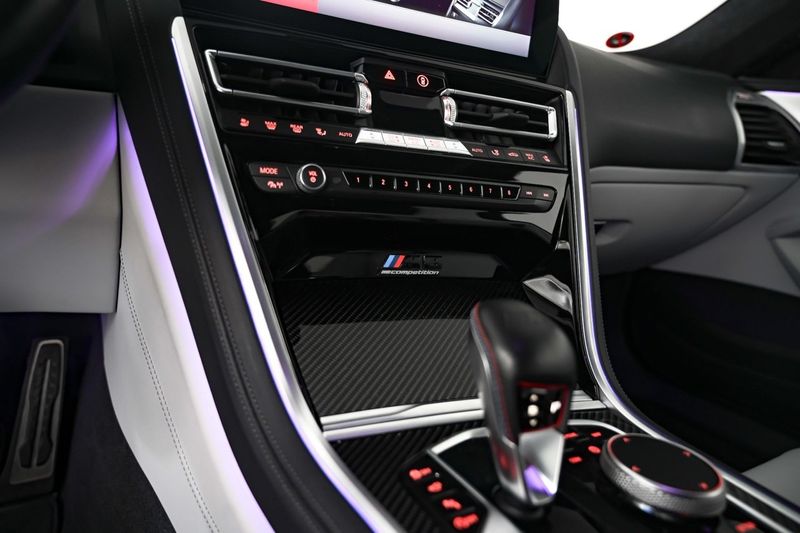 BMW M8 bild 19