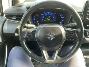 Suzuki Swace bild 18