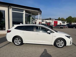 Suzuki Swace bild 4
