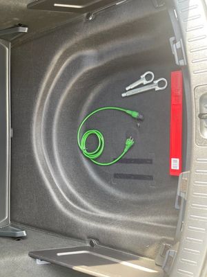 Suzuki Swace bild 16