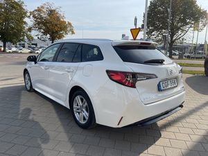 Suzuki Swace bild 7