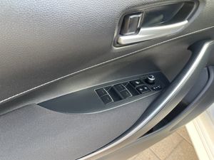 Suzuki Swace bild 10