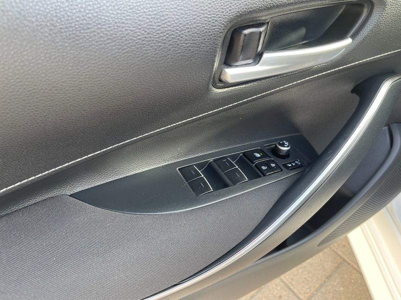 Suzuki Swace bild 10