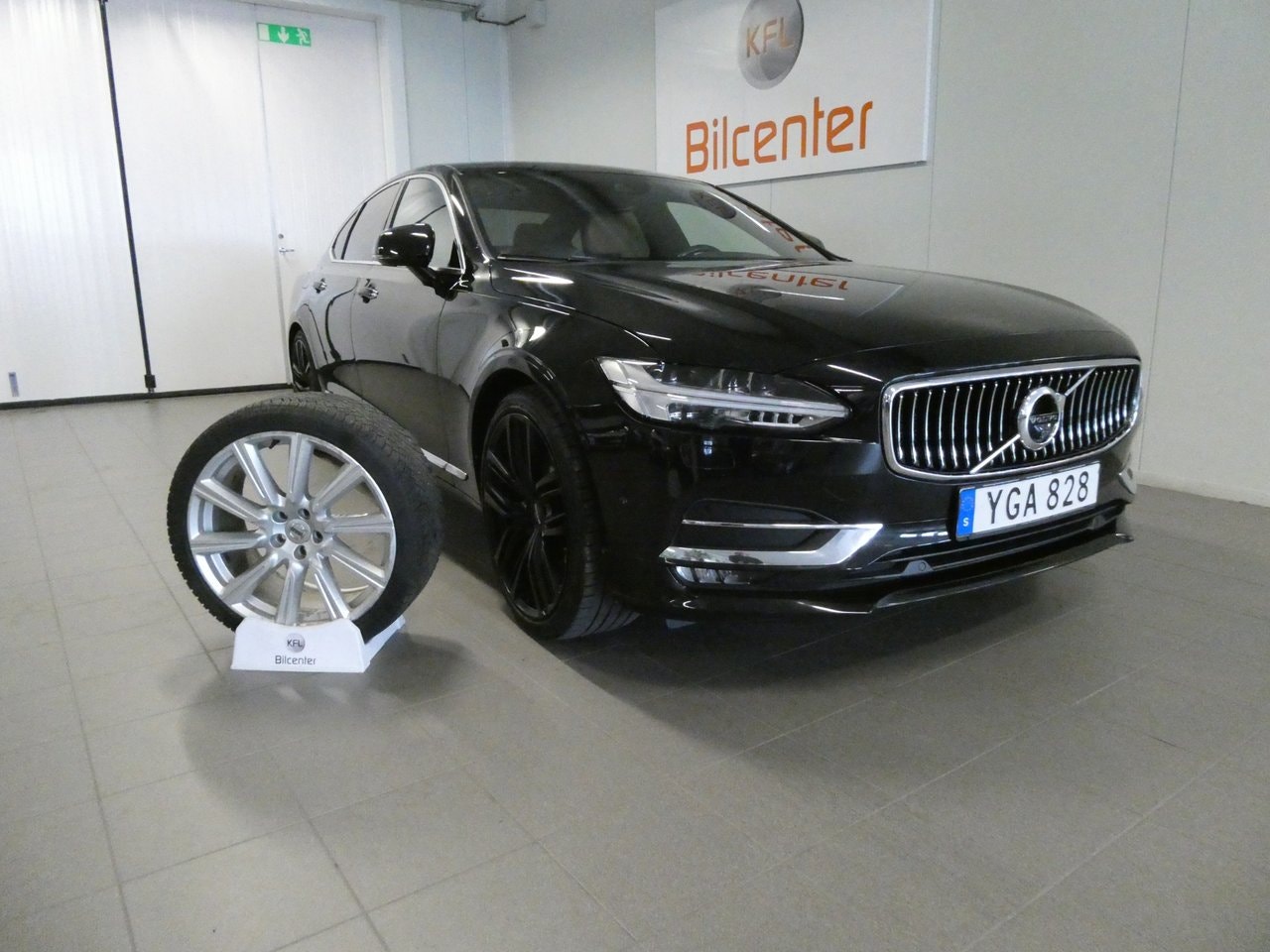 Volvo S90
