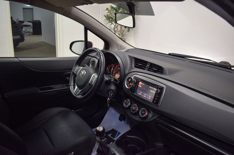Toyota Yaris bild 9