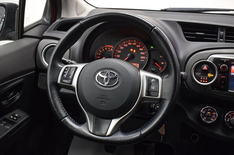 Toyota Yaris bild 10