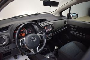 Toyota Yaris bild 7