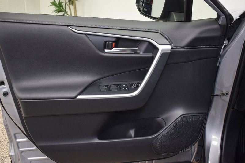 Toyota RAV4 bild 6