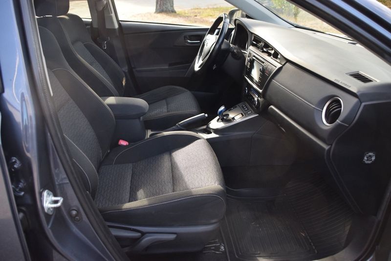 Toyota Auris bild 9