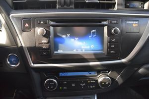 Toyota Auris bild 14