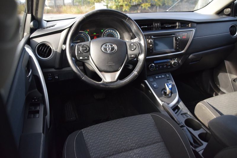 Toyota Auris bild 7