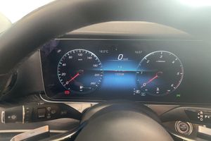 Mercedes E220 bild 7