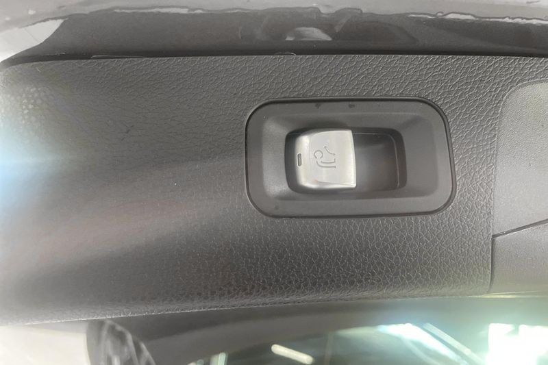 Mercedes E220 bild 15