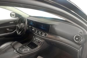 Mercedes E220 bild 9