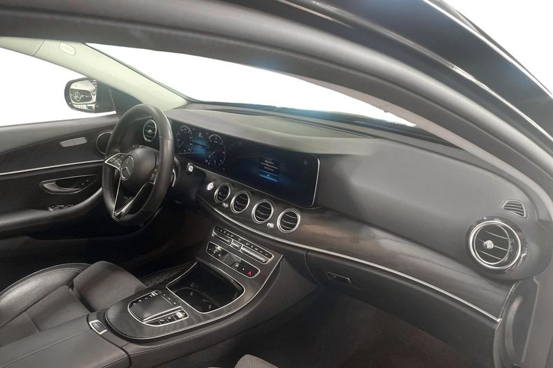 Mercedes E220 bild 9
