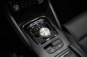 MG ZS EV bild 16