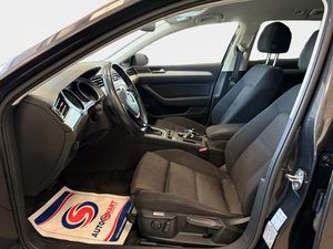 Volkswagen Passat bild 9