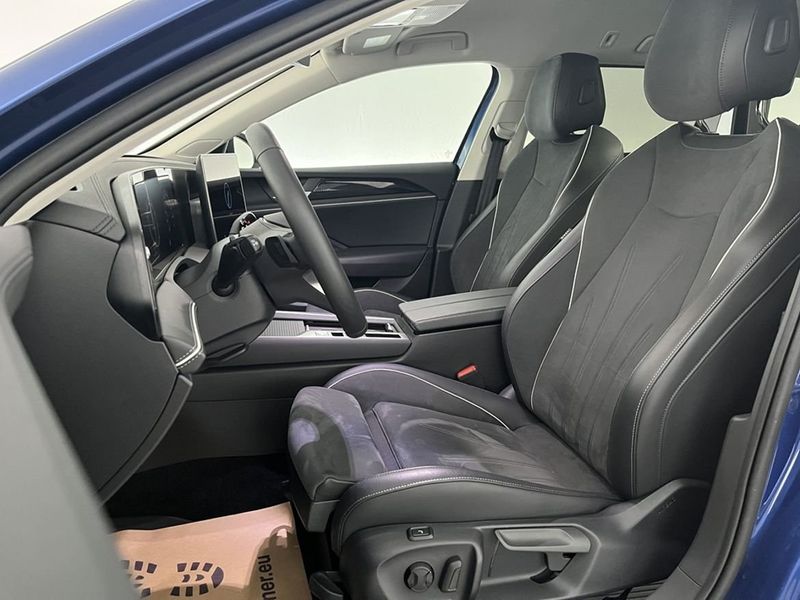 Volkswagen Passat bild 15