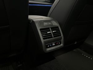 Volkswagen Passat bild 17
