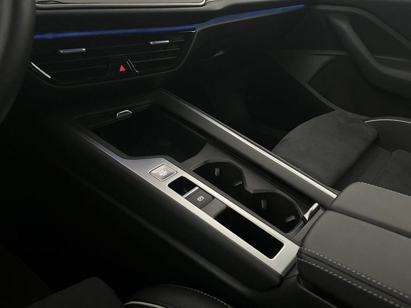 Volkswagen Passat bild 13