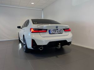 BMW 330 bild 10