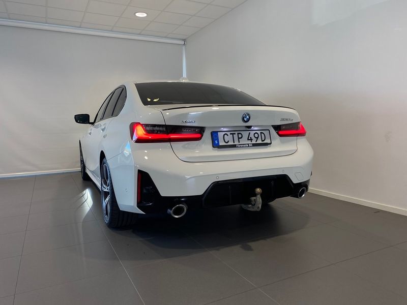 BMW 330 bild 10