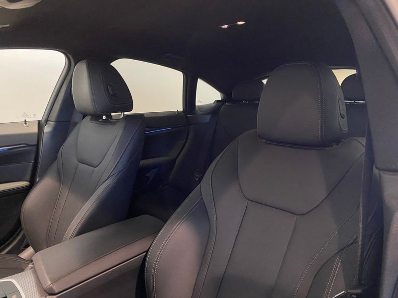 BMW i4 bild 4