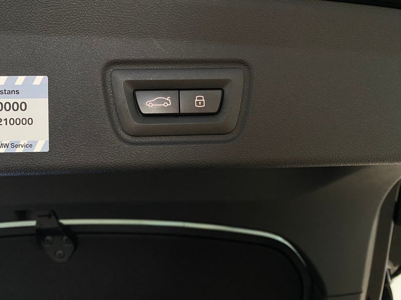BMW i4 bild 10