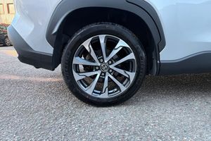 Toyota Corolla Cross bild 17