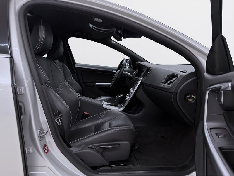 Volvo V60 bild 14