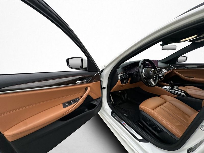 BMW 520 bild 8