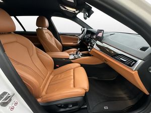 BMW 520 bild 11