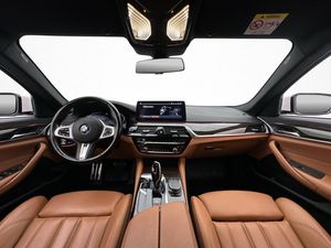 BMW 520 bild 14