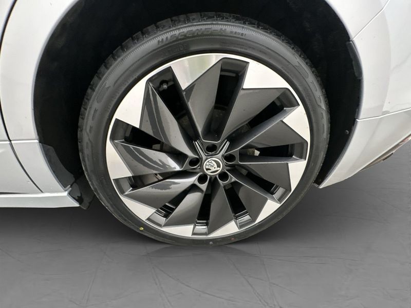 Skoda Enyaq bild 11