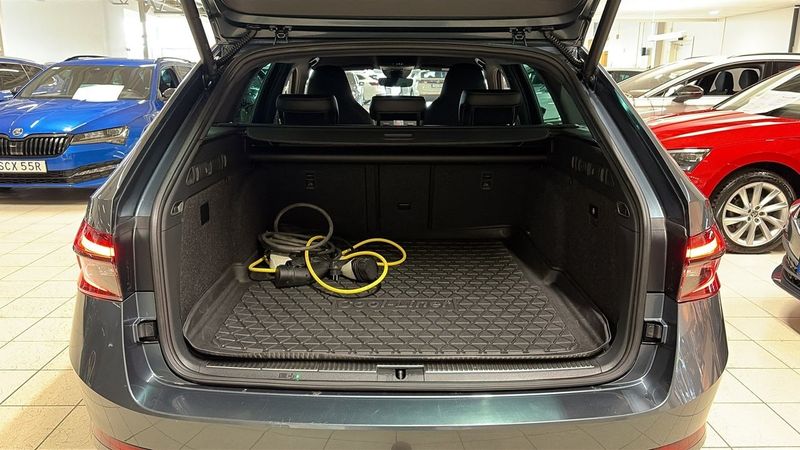 Skoda Superb bild 13