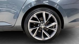 Skoda Superb bild 7