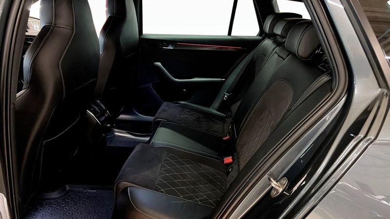 Skoda Superb bild 12