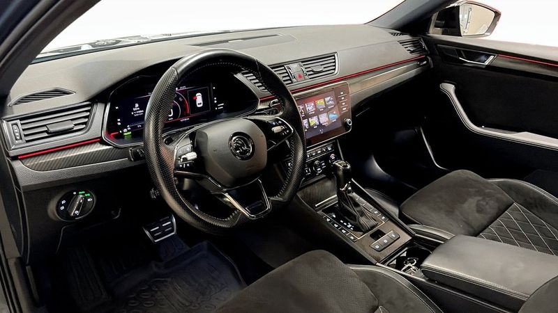 Skoda Superb bild 8