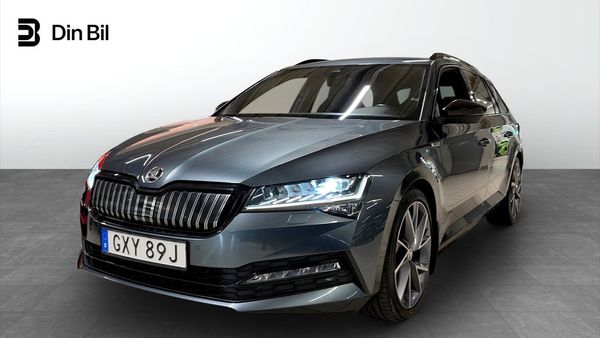 Skoda Superb Laddhybrid Sportline Drag Värmare B-Kam Navi - 2021