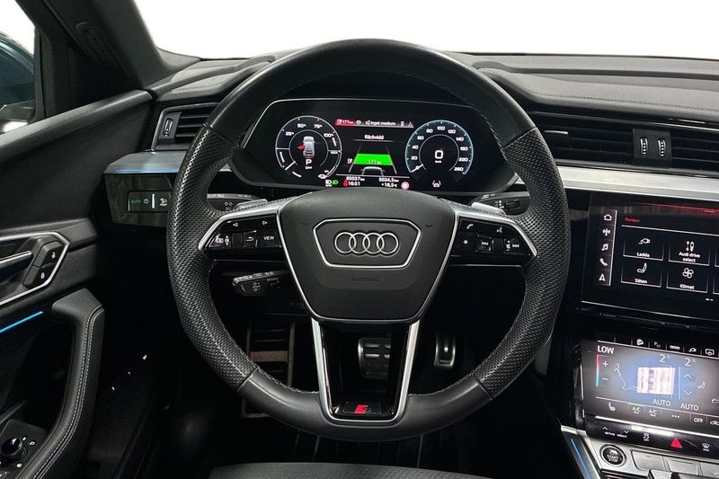 Audi Q8 bild 15