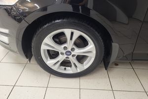 Ford Mondeo bild 9