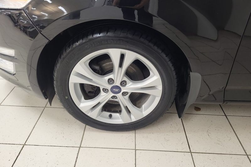 Ford Mondeo bild 9