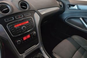 Ford Mondeo bild 11